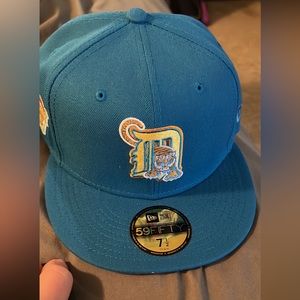 Detroit 7 1/2 day breaker edition hat